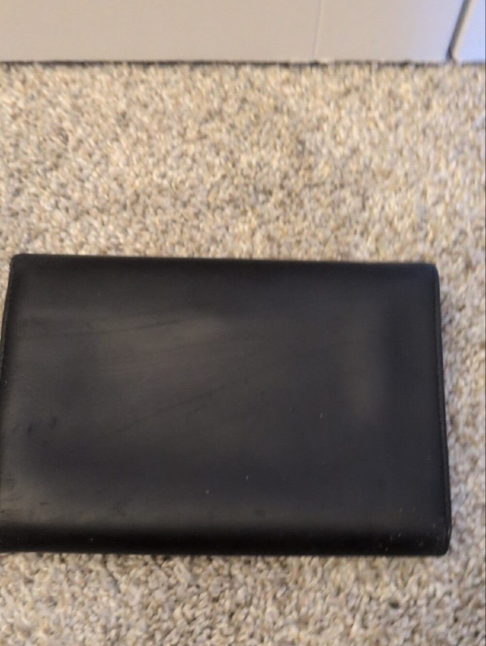 Vintage Prada Black Leather Wallet with Silver Logo Plate - Picture 5 of 16